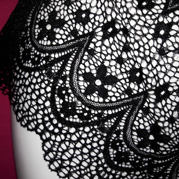 Black Chantilly Lace Bralette High Waist Panty Set - Picture 6 of 7